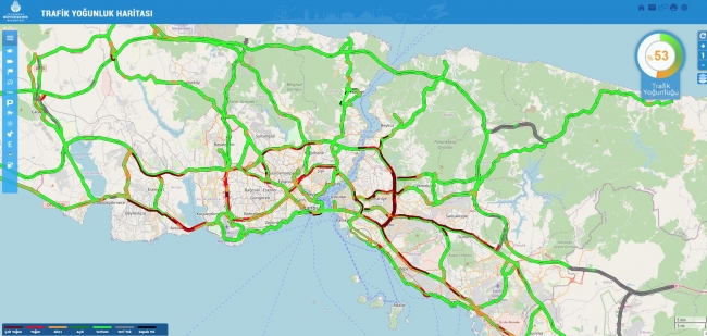İstanbul'da kısıtlama sonrası hareketlilik başladı